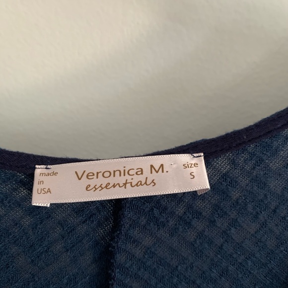 Tunic - Picture 2 of 3